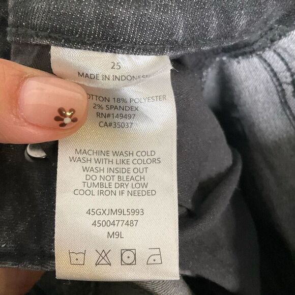 Joe’s Jeans Straight Leg Jeans - Picture 7 of 9